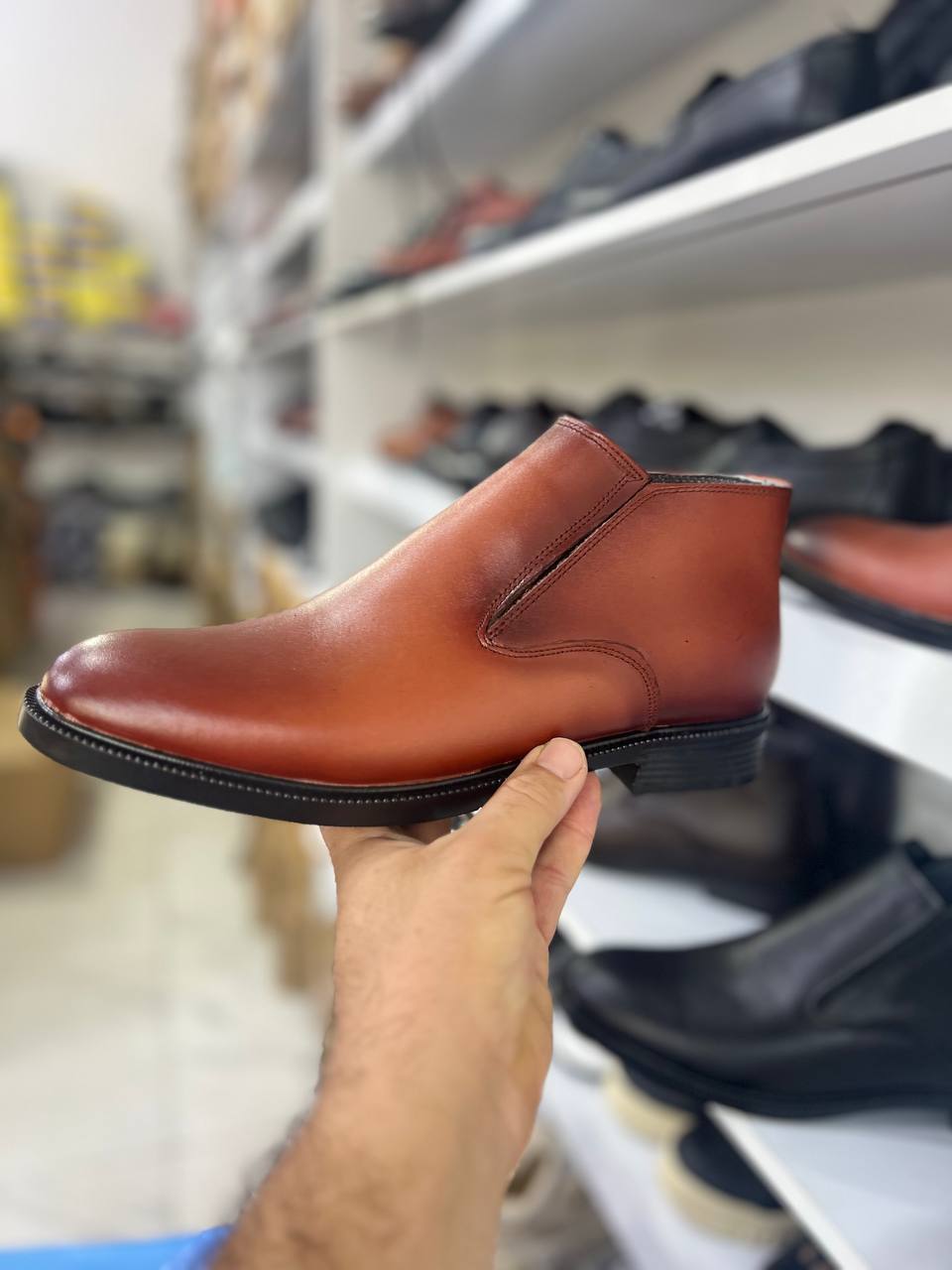 نیم بوت تمام چرم عسلی مردانه