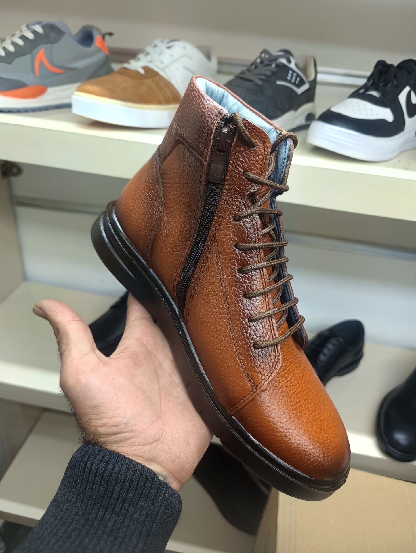 نیم بوت تمام چرم گاوی درجه یک